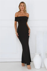 Vibe On Point Off Shoulder Maxi Dress